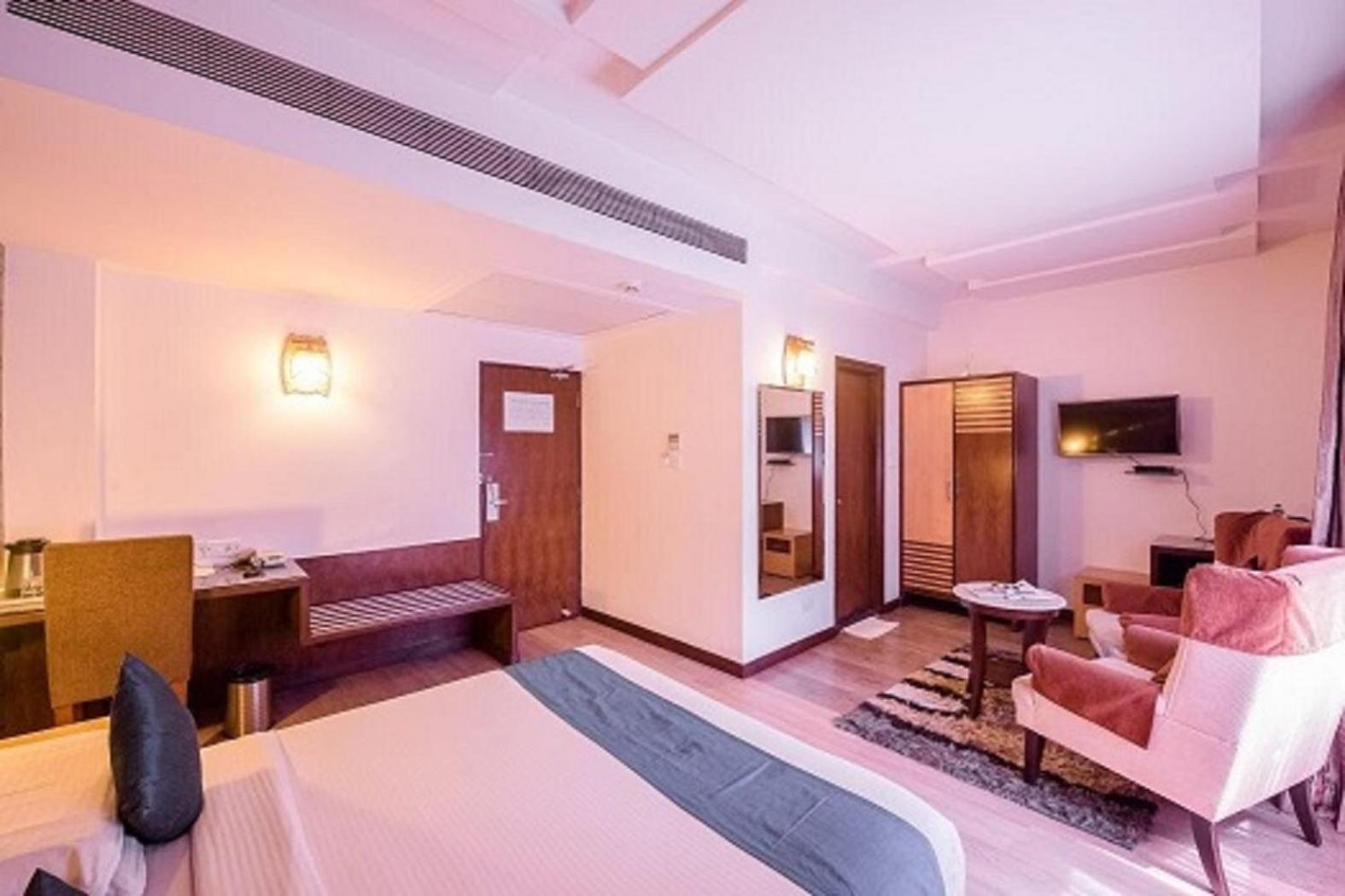 Hotel Silicrest Μπανγκαλόρ Εξωτερικό φωτογραφία