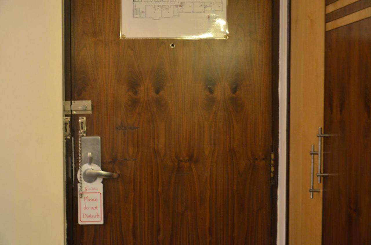 Hotel Silicrest Μπανγκαλόρ Εξωτερικό φωτογραφία